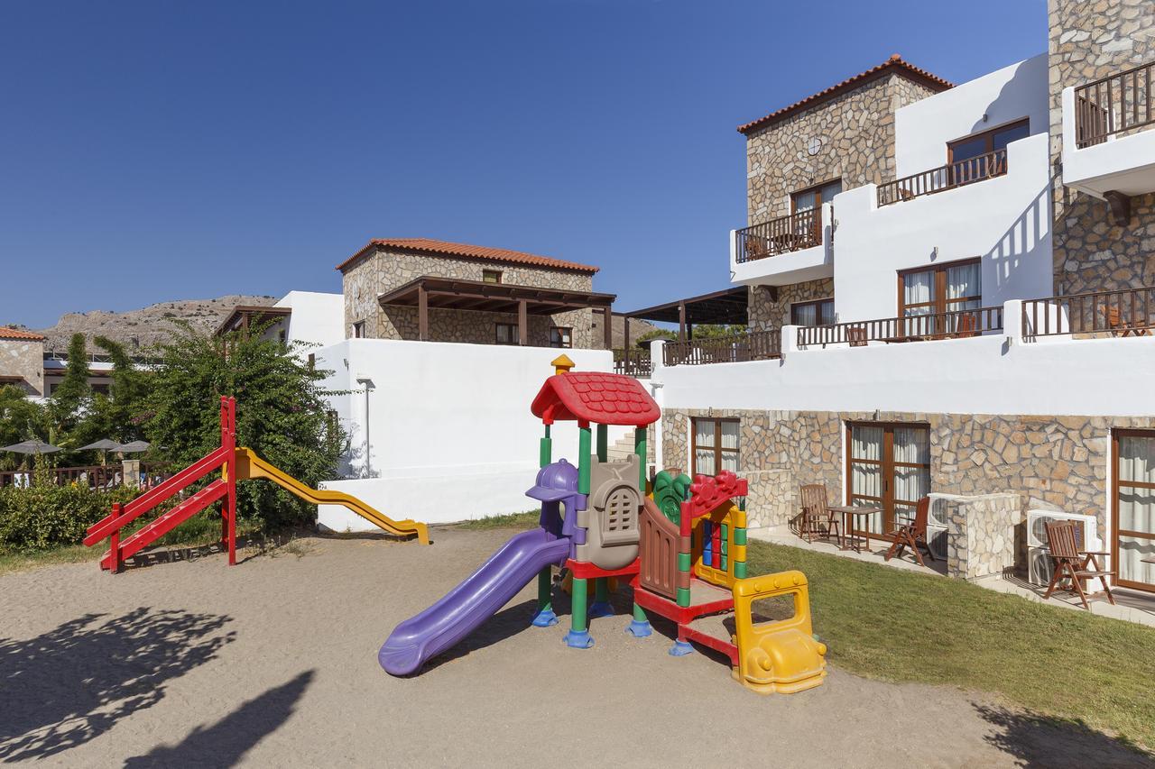 Costa Lindia Beach Lartos Exterior photo